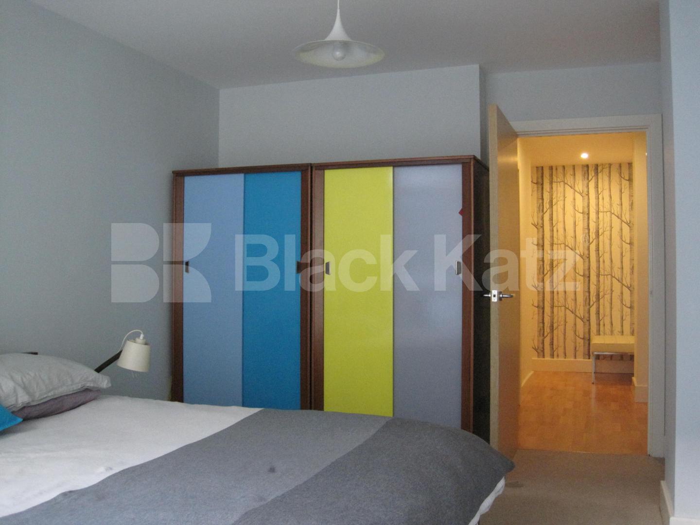 			LET, 3 Bedroom, 1 bath, 1 reception Apartment			  Long Lane , London Bridge